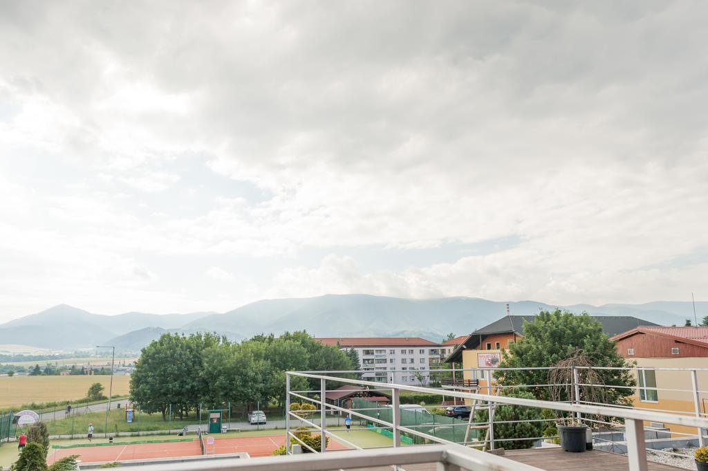 Penzion Ladoven Skvela Kuchyna A Rodinna Atmosfera Martin Esterno foto